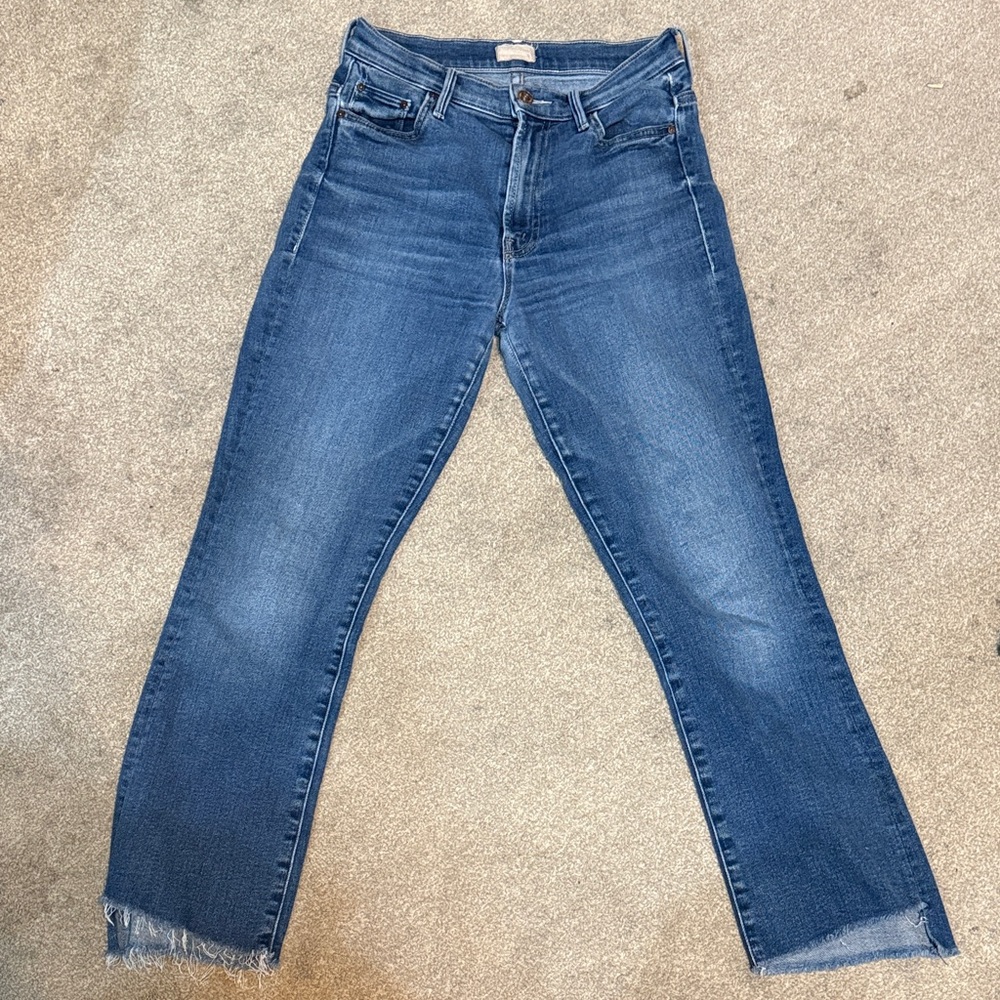 Mother Medium Wash Insider Crop Step Fray Jeans Size 26